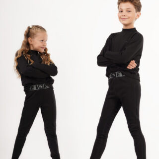 <video width="100%" height="100%" controls="controls" autoplay="" muted=""><source src="https://freever.ua/video/8120-14-02.mp4" type="video/mp4"></video>